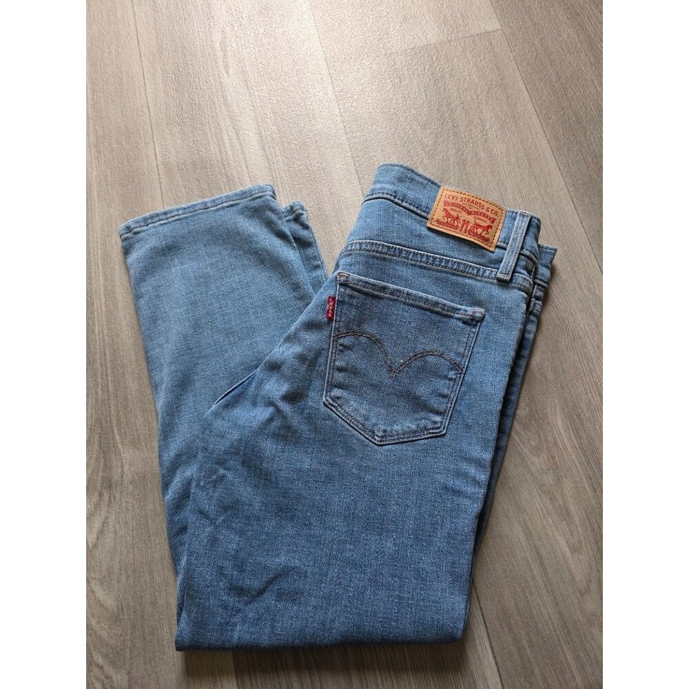 Levis Womens 311 Shaping Skinny Capri Jeans Size 27 Light Blue Denim